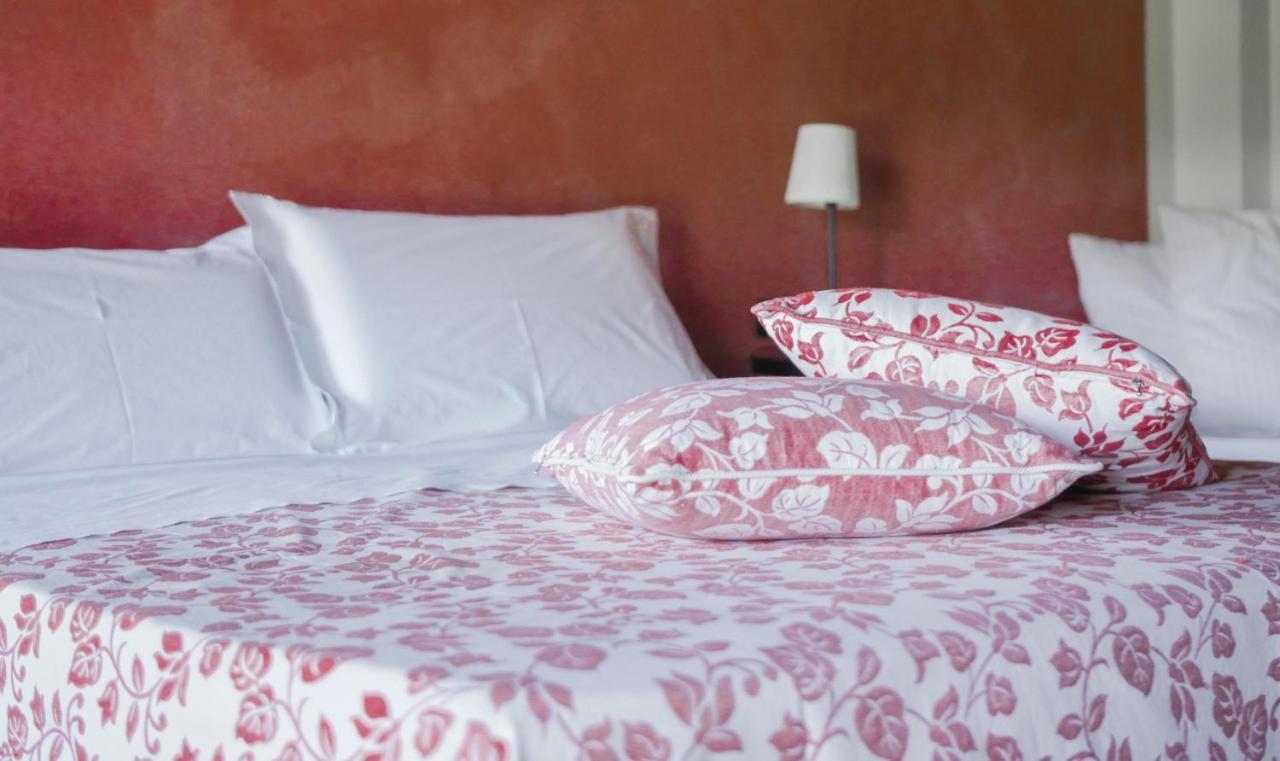 Quattrocolli B&B Quattro Castella Bagian luar foto
