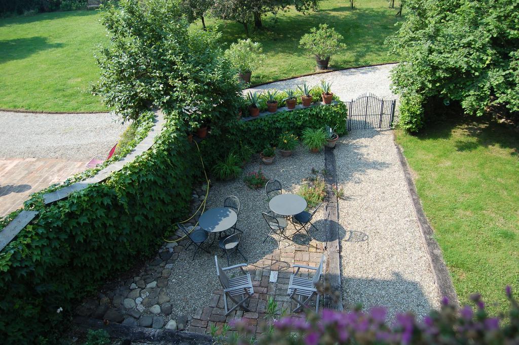 Quattrocolli B&B Quattro Castella Bagian luar foto
