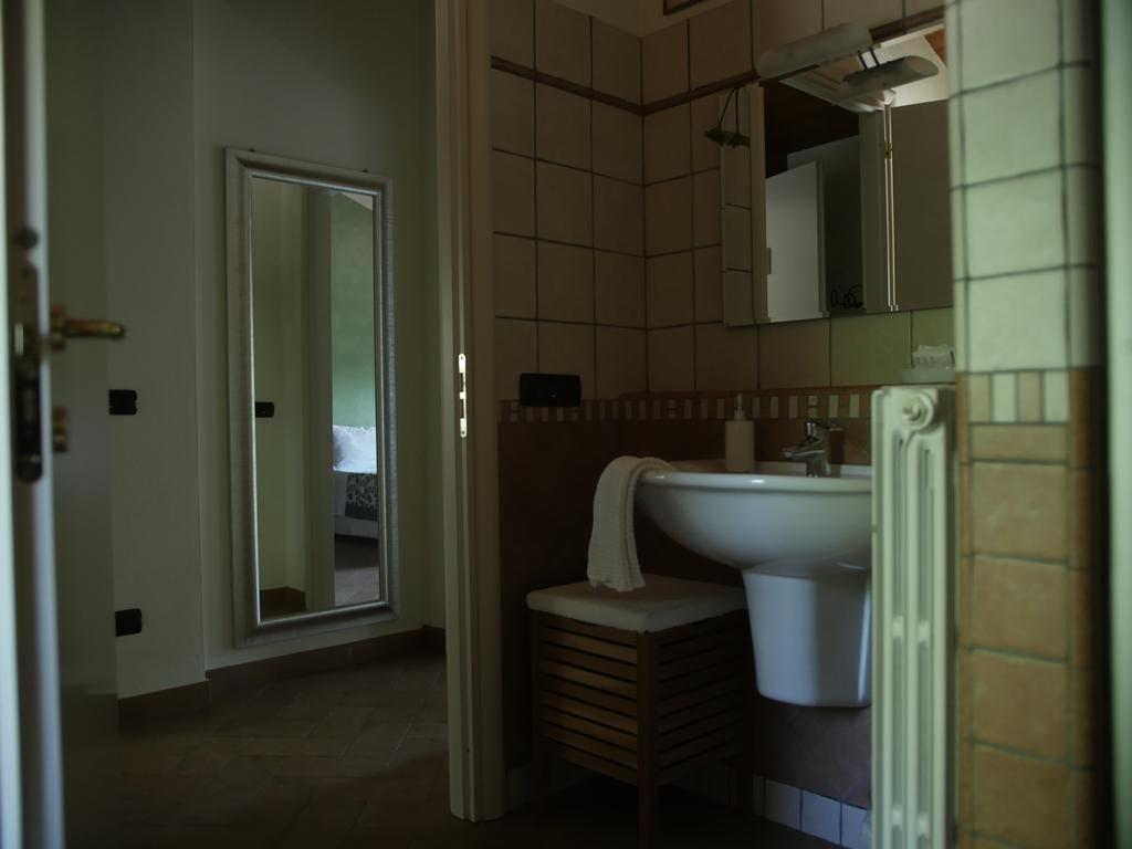 Quattrocolli B&B Quattro Castella Bagian luar foto