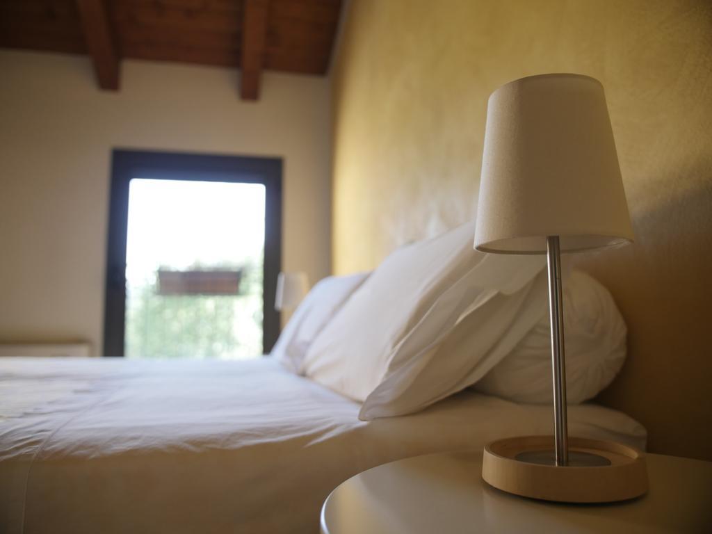 Quattrocolli B&B Quattro Castella Bagian luar foto
